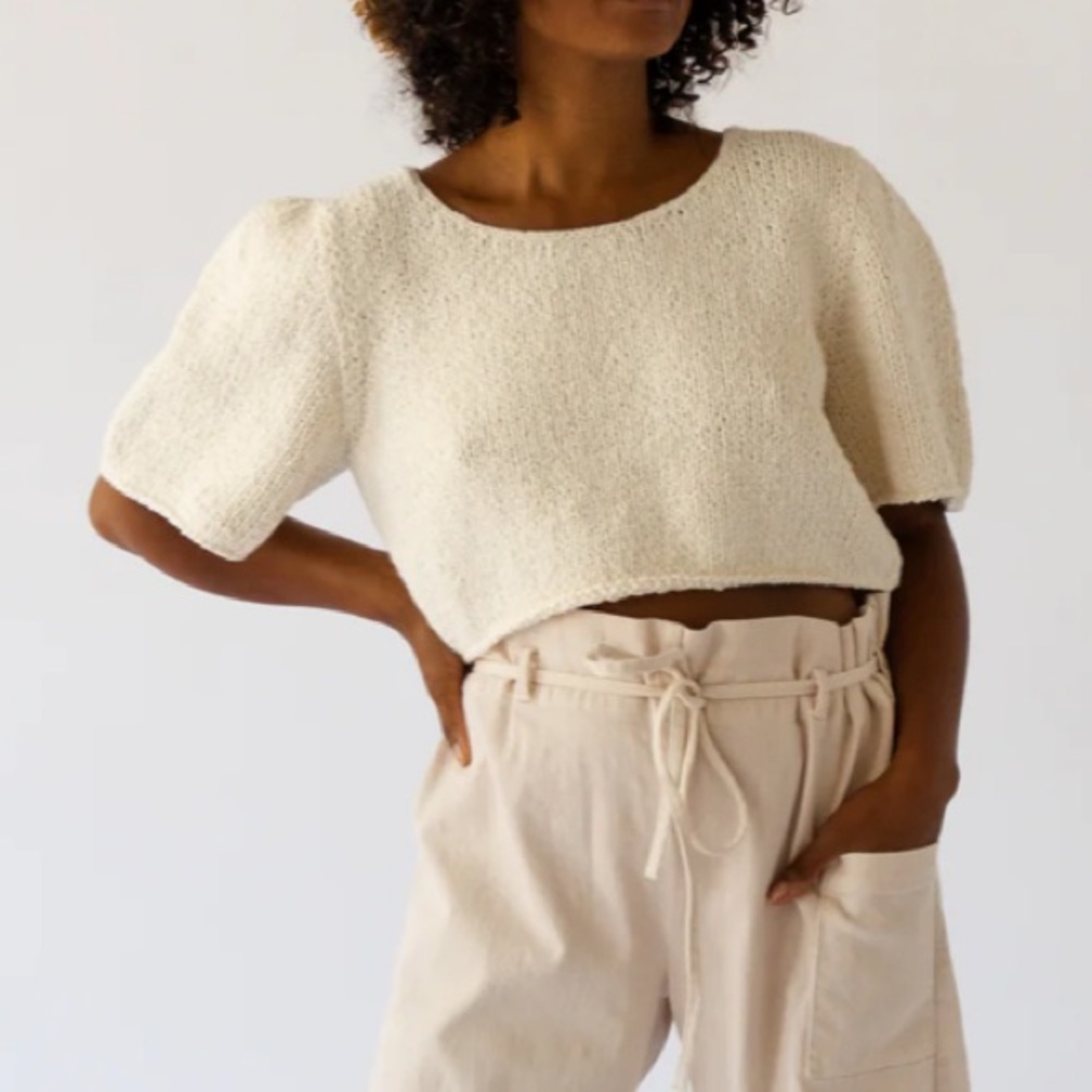 Longway Hand Crochet Bubble Short Sleeve Beige Crop Top Size 1 / Small